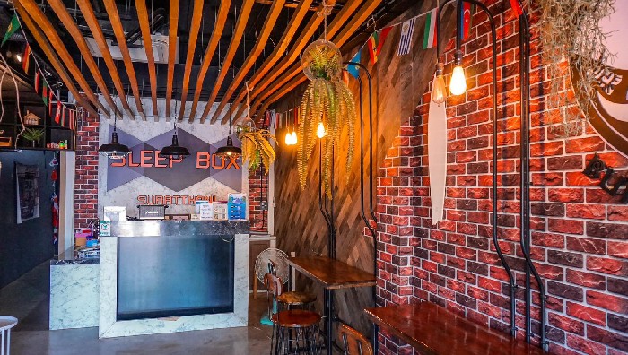 ตัดใจขายด่วนกิจการ Sleepbox Hostel Suratthani พร้อมอาคารพานิชย์ ใจกลางเมืองสุราษร์ธานี